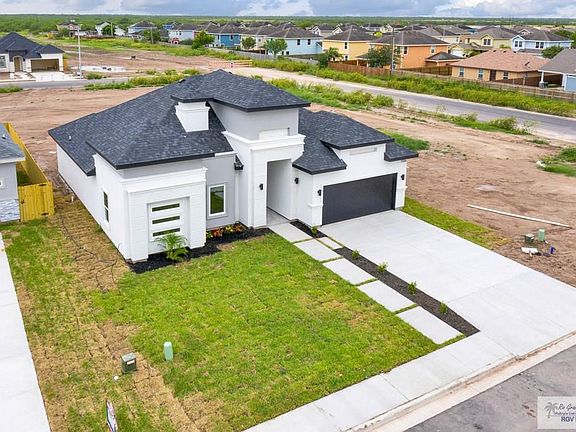 3rd image of 7506 Aster Ln