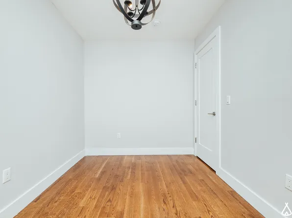 135 Decatur Street image 5 of 10