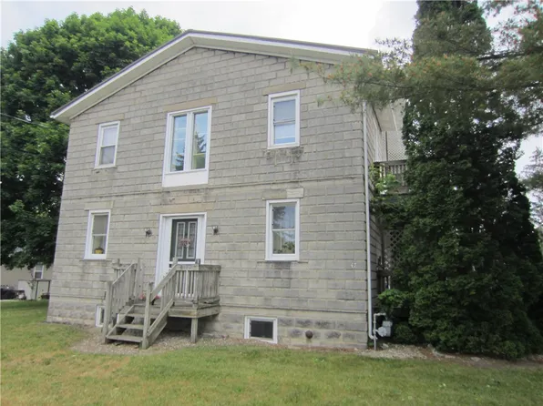 47 Clifton Ave, Batavia, NY 14020