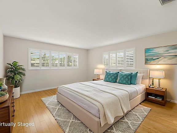 4th image of 3697 NE 19th Avenue