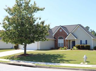 1065 Brushystone Dr, Loganville, GA 30052