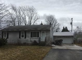 2777 Sarah Ct, Bay City, MI 48708