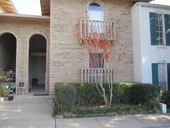 2nd image of 15914 Club Crest Dr APT 1114