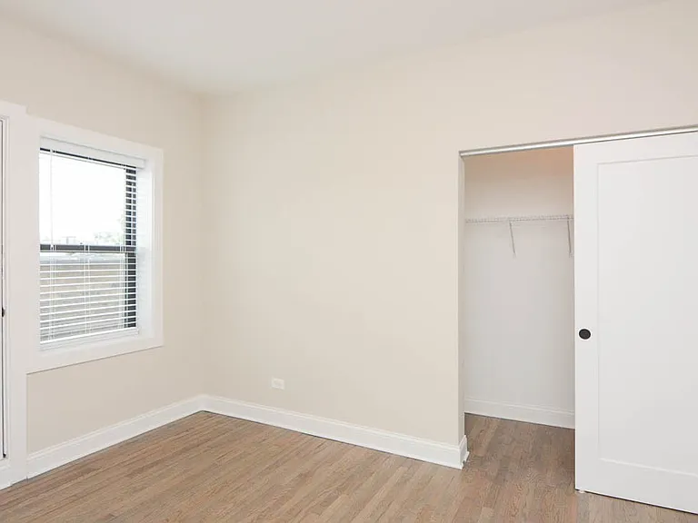 3407 W Fullerton Ave #D4 — Photo 13