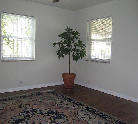2nd image of 6335 NE 5th Ave
