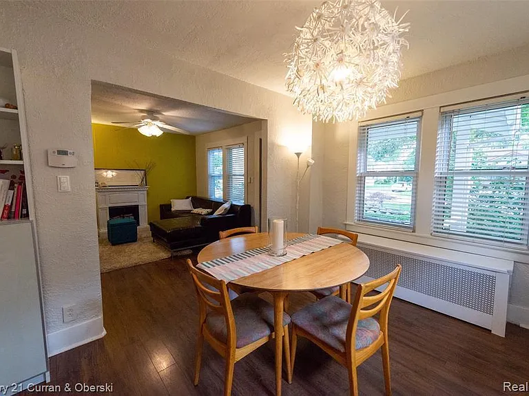 523 E Farnum Ave — Photo 29