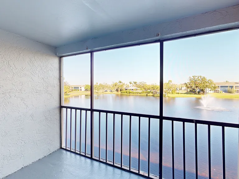 Inlet Bay at Gateway — Photo 131