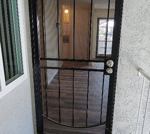 2nd image of 4452 Highland Ave APT 4