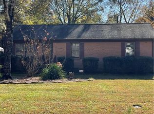 620 Scott Dr, Gibsonville, NC 27249