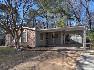 3758 Ridgemont Rd, Memphis, TN 38128