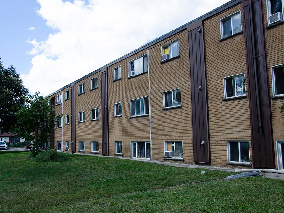1st image of 852 Trafalgar St #1B-1Ba