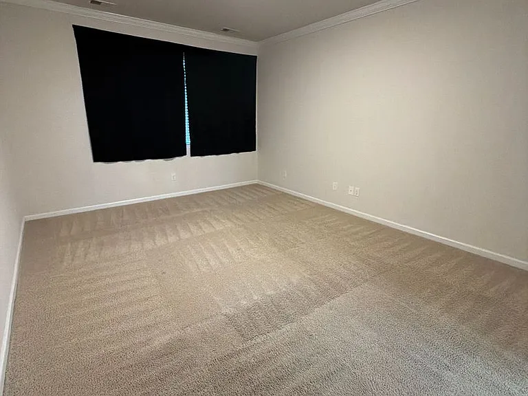 1008 Fairbrae Ln — Photo 11