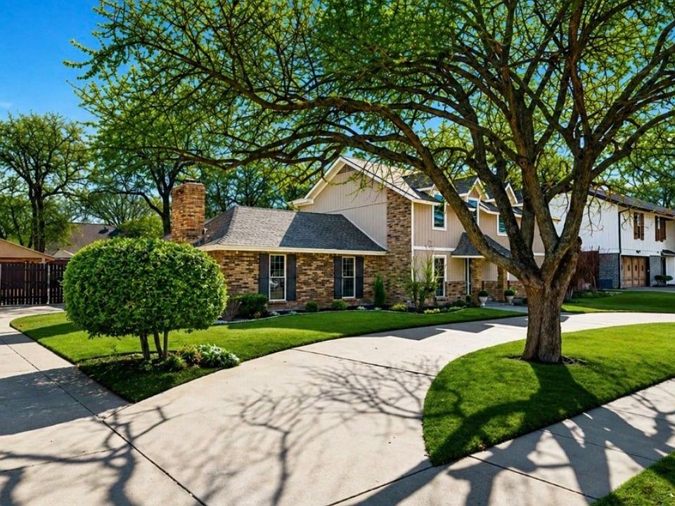 1st image of 3804 Ashbury Ln