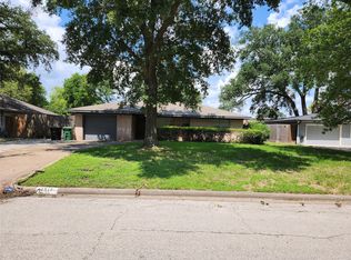 4518 Brookwoods Dr, Houston, TX 77092