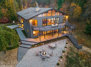 7188 Blue Star Hwy, Coloma, MI 49038