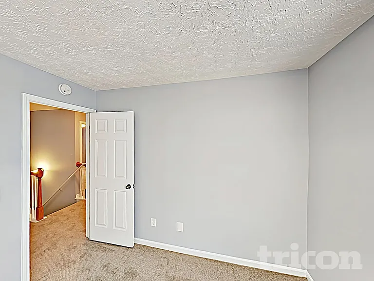 5370 Mountain Top Pl — Photo 11