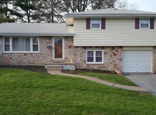 919 Poplar St, Coopersburg, PA 18036