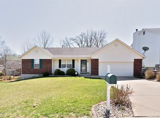 16 Forest Pine Ct, O'Fallon, MO 63368