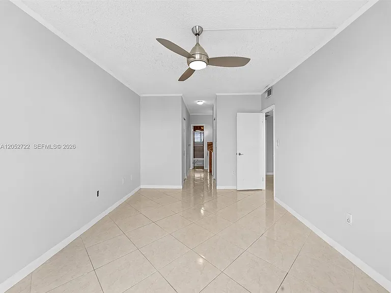 500 Bayview Dr #1421 — Photo 9