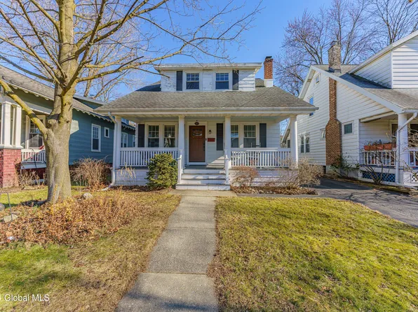 40 Lawnridge Avenue, Albany, NY 12208