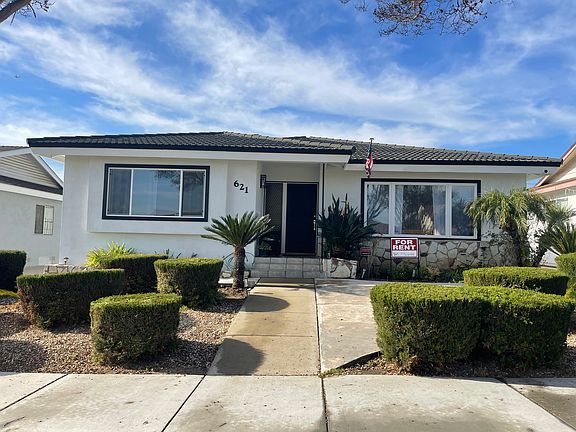 Front of house 
Freshly painted + New windows