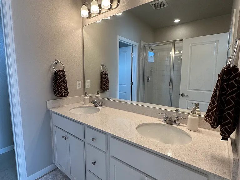 457 Millwall Cir — Photo 25