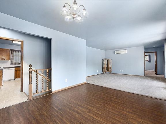 5th image of 1900 8th St NW