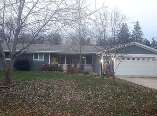 6925 46th Dr, Fort Wayne, IN 46835