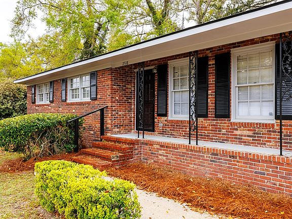 4th image of 2518 Deborah Dr