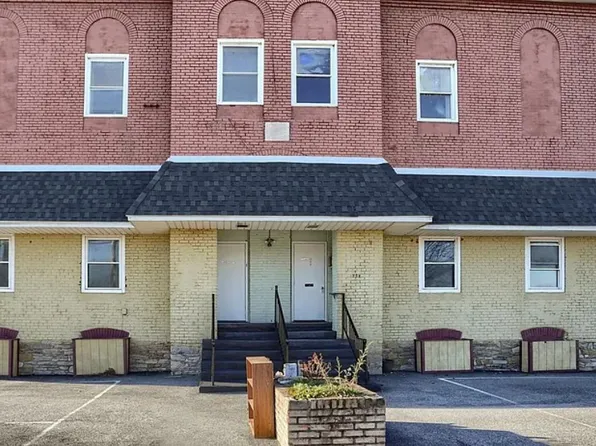 643 S Wood St APT 4, Middletown, PA 17057