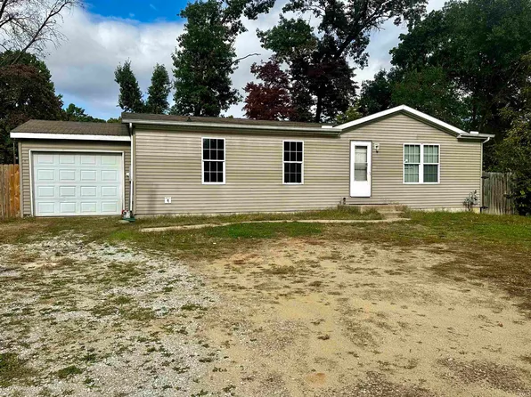 26085 Gerald St, Elkhart, IN 46514