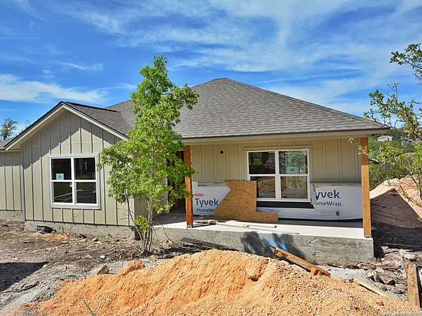 1342 LAKE, Spring Branch, TX 78070