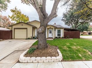 4209 Greencrest Dr, Arlington, TX 76016
