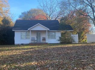 414 Cherry St, Belmont, NC 28012
