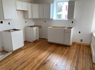 189 W Main St, Leola, PA 17540
