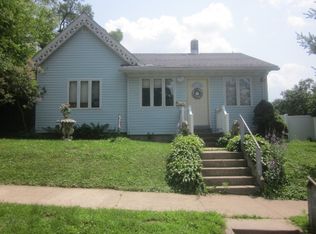 214 South St, Baraboo, WI 53913
