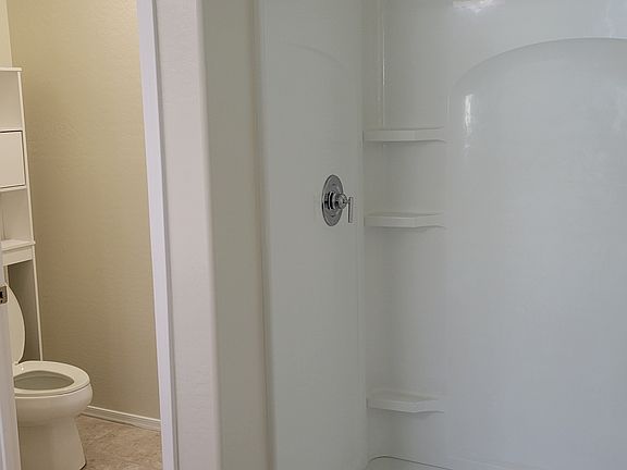 3rd image of 36486 W San Capistrano Ave