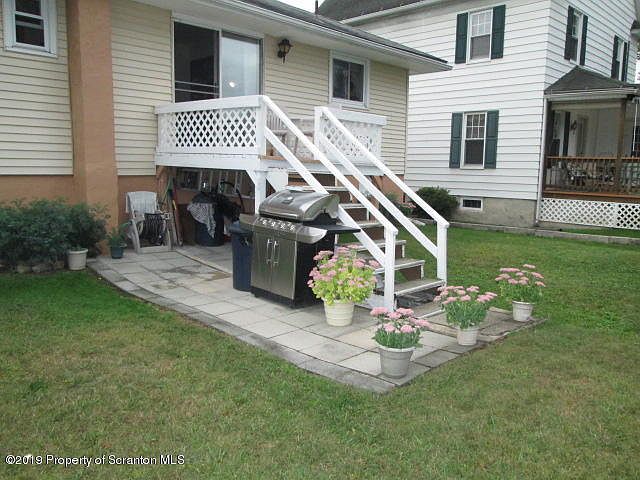 2nd image of 3020 Cedar Ave