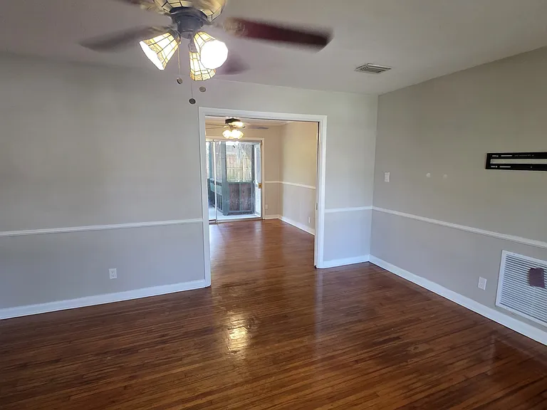 3917 Bess Rd — Photo 5