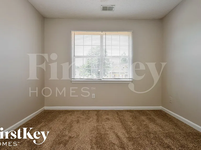 7976 Mustang Ln — Photo 11