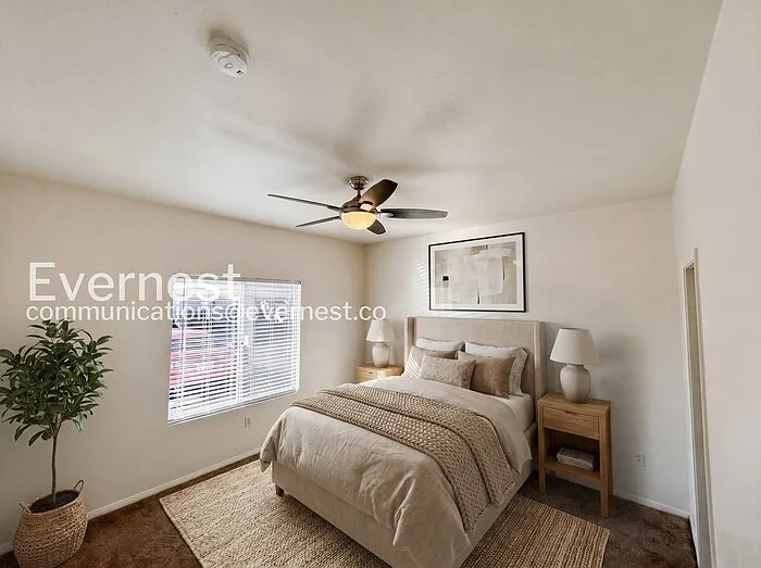 5922 W Vegas Dr — Photo 4