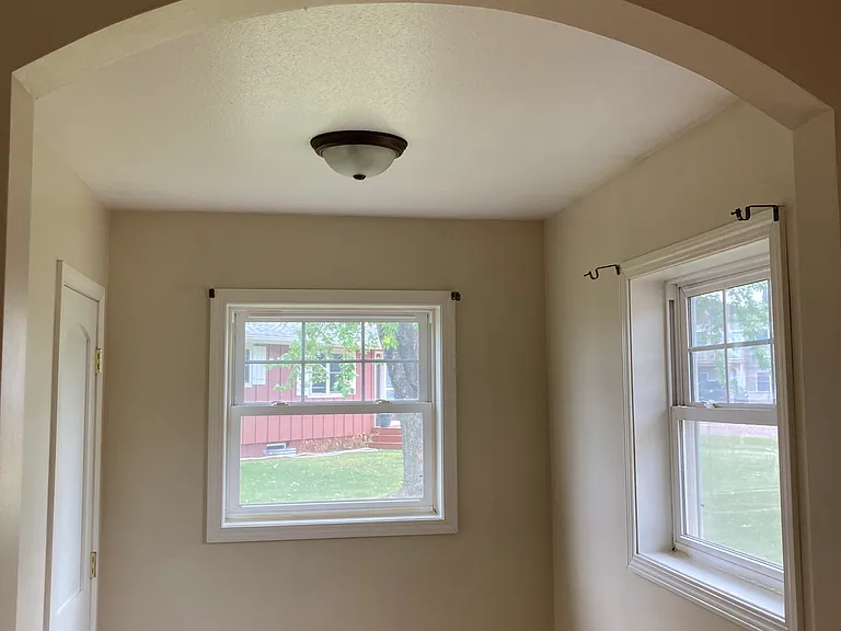 2514 Grand Ave — Photo 11