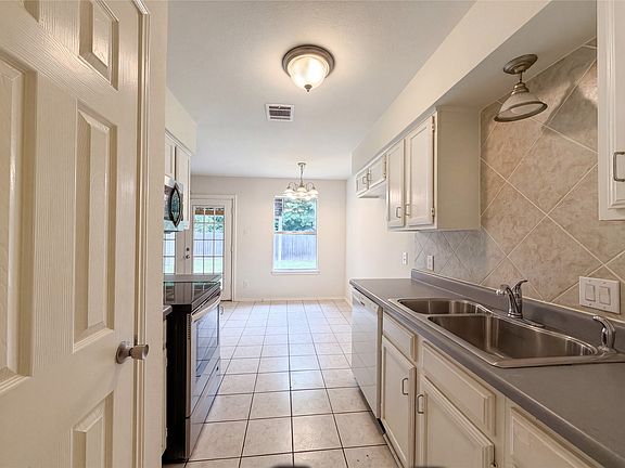 2nd image of 6505 Big Springs Dr