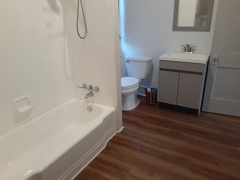 136 W Morton St #2 — Photo 5