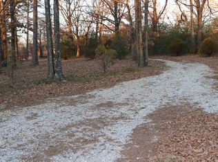 517B E Webb St, Mountain View, AR 72560