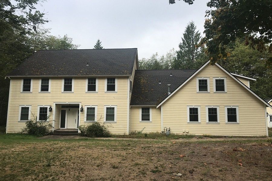 1st image of 3123 36th Ave NE