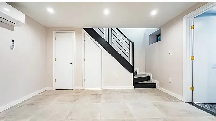 Rented by Oxford Property Group | media 7