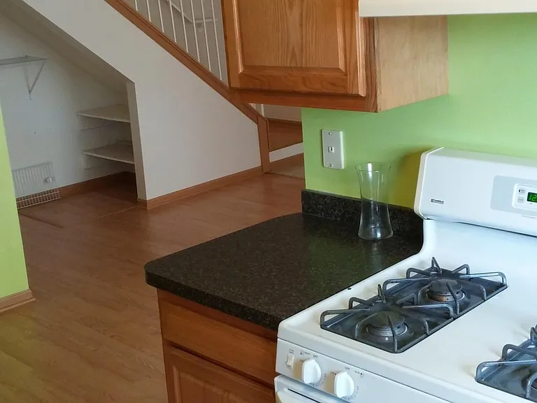 9825 S Harlem Ave #E — Photo 5