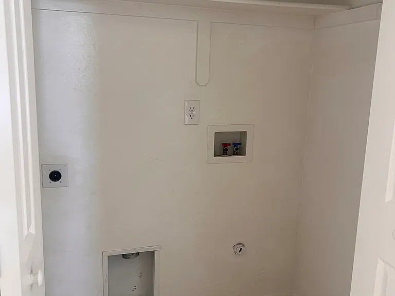 1774 W King Ave #2 — Photo 3