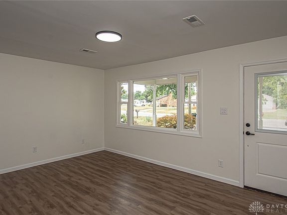 4th image of 3004 Judy Dr